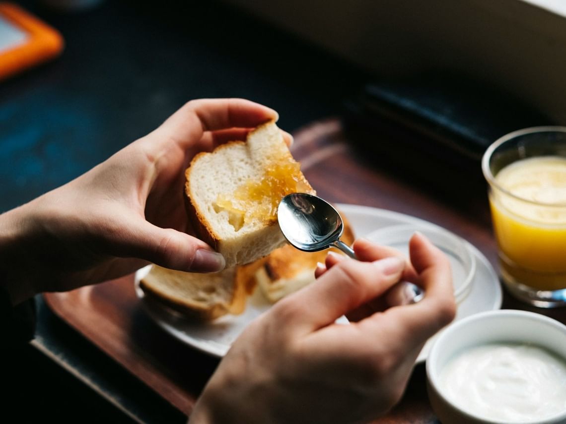 jonas-jacobsson-4r0mm00gq6s-unsplash_standard